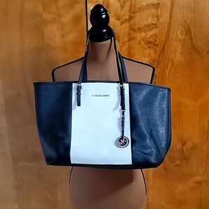 Michael Kors Large Tote Black and White